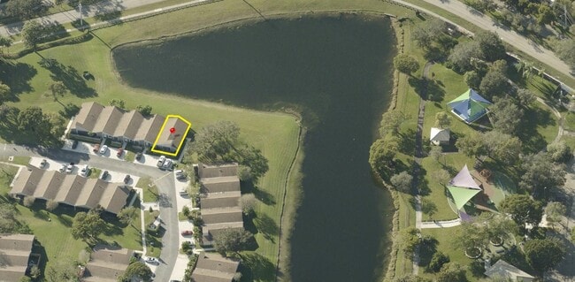 Photo - 508 Woodgate Cir