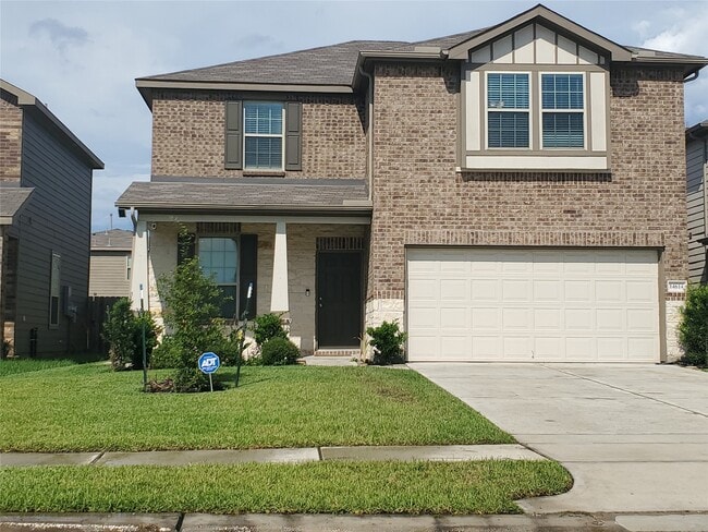 Building Photo - 14614 Sierra Garden Dr Rental