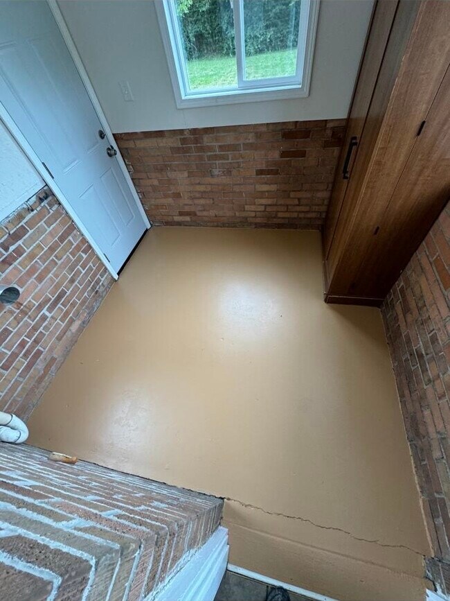 Photo - 647 S Nettleton Ave