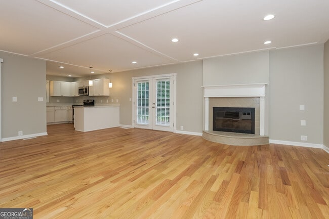 Photo - 147 Acorn Dr