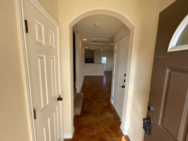 Photo - 6403 Aspen Hill