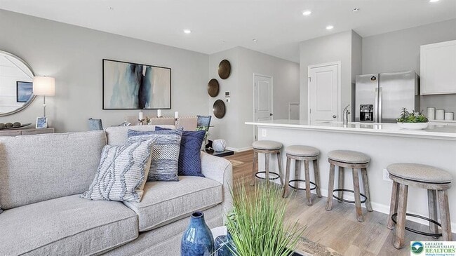 Photo - 1208 Martin Rd