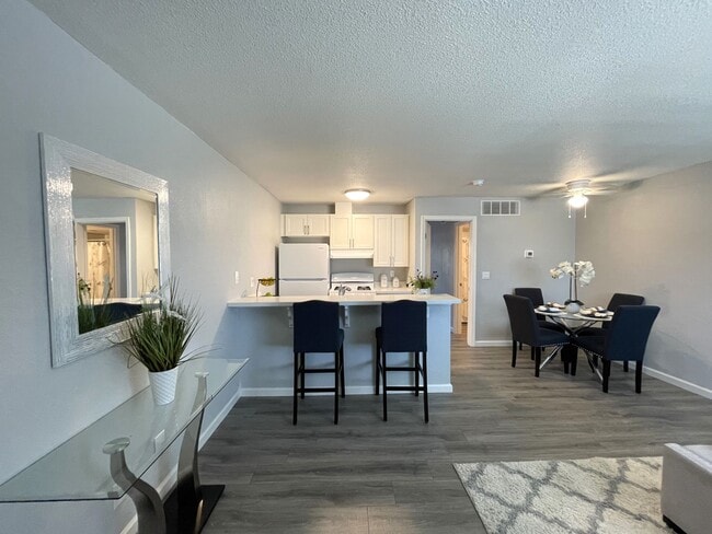 La Madera Apartments