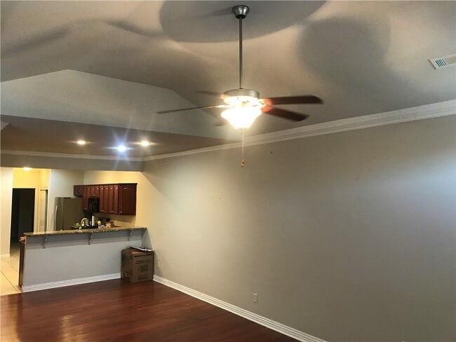 Photo - 2100 W New Hope Rd Unit 1301