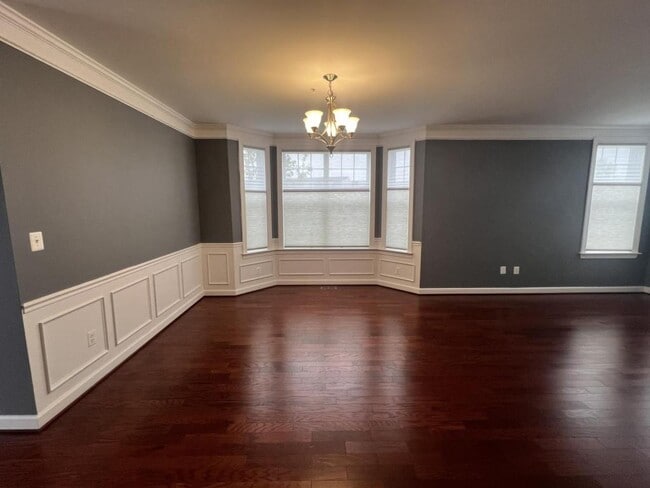 Photo - 2101 St Josephs Dr