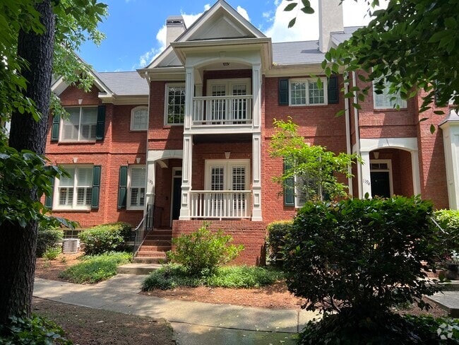 Building Photo - 1196 Brookhaven Gln NE Rental