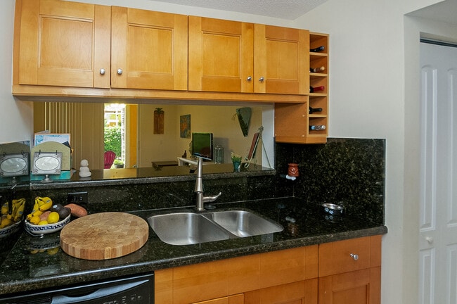 Photo - 103 Yacht Club Way Unit 106