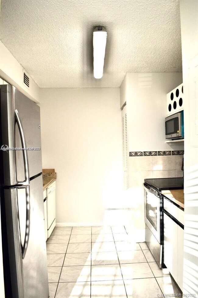 Photo - 8768 SW 3rd St