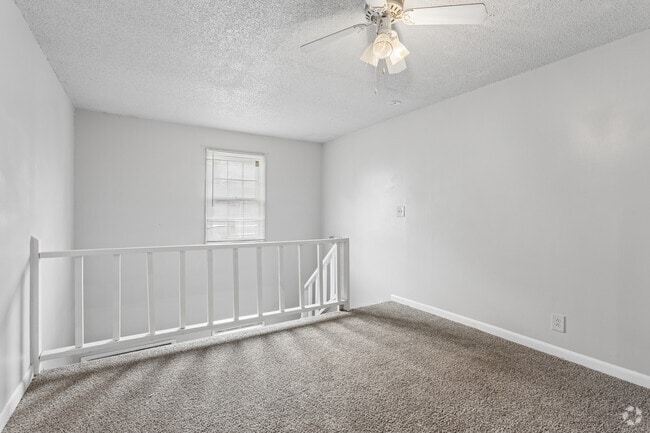 1BR, 1.5BA - 630SF - Bedroom