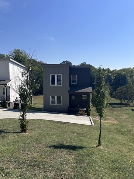 Photo - 1008 Fontaine Dr