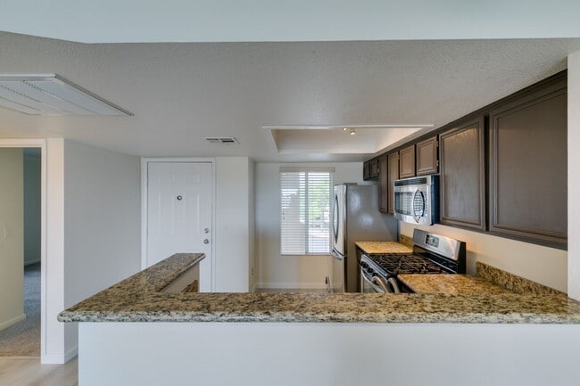 Photo - 8070 W Russell Rd Unit 2026 BLDG 6