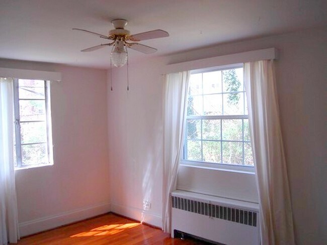 114 Howard Dr Unit #2