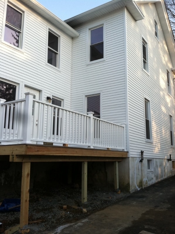 Photo - 100 Main St