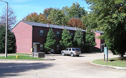 Oak Grove Apartments - Oak Grove Apartments
