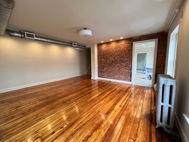 838 W Gordon St Unit 838 Gordon St