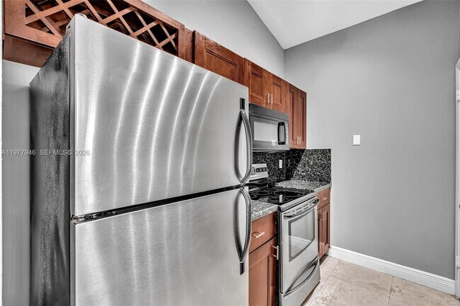 Photo - 2881 N Oakland Forest Dr Unit 212