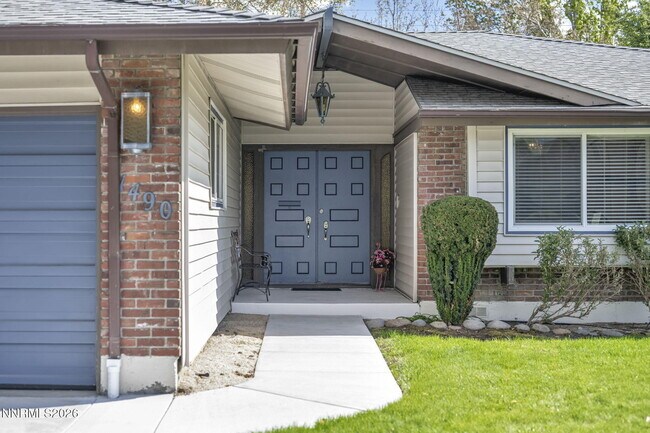 Photo - 1490 Foster Dr