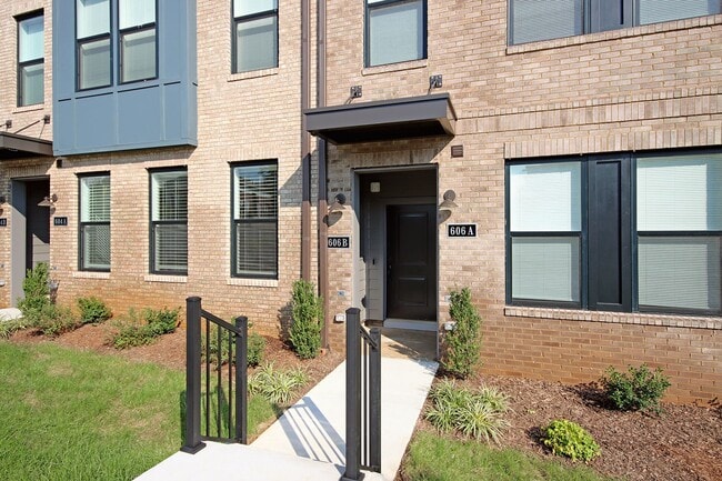 Photo - Pet-Friendly Brookhill Commons Townhome-Style Condo