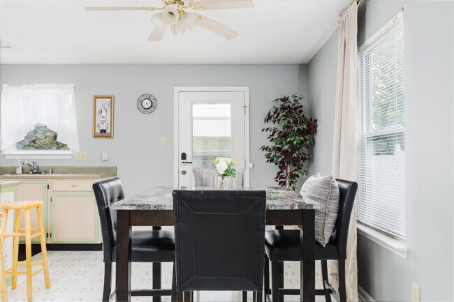 Photo - 2155 Shadowbrook Dr Unit ID1228635P