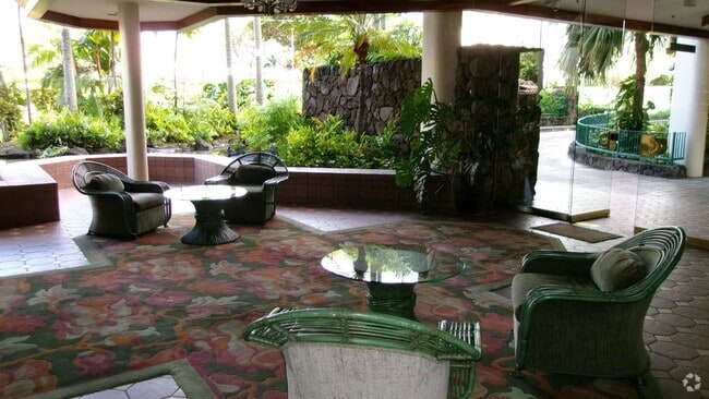 Building Photo - Punahou Cliffs Unit 1 Rental