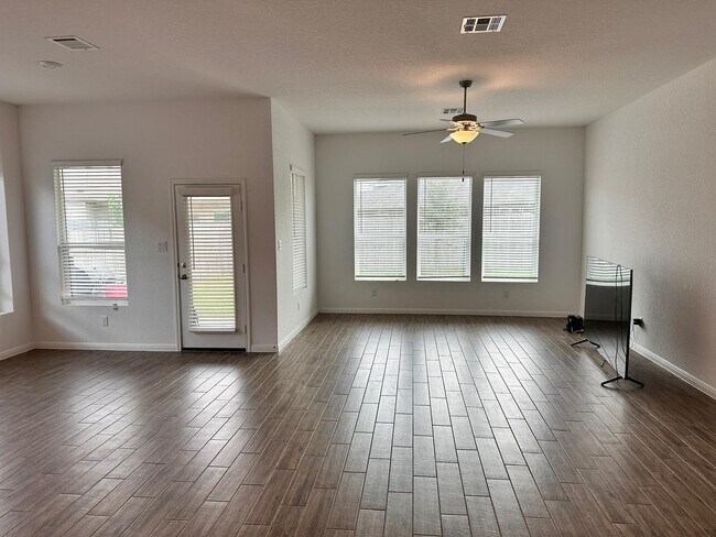 Photo - 15126 Nettleton Ml Apartment