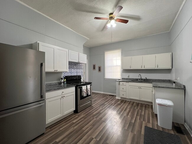 Photo - 238 N Church St Unit #1