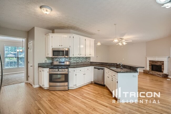 Photo - 219 Sable Trace Dr