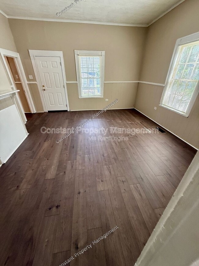 Photo - 504 Wheeler St