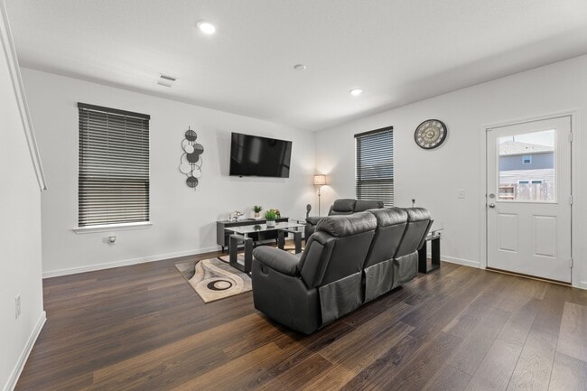 Photo - 16424 Big Hickory Dr