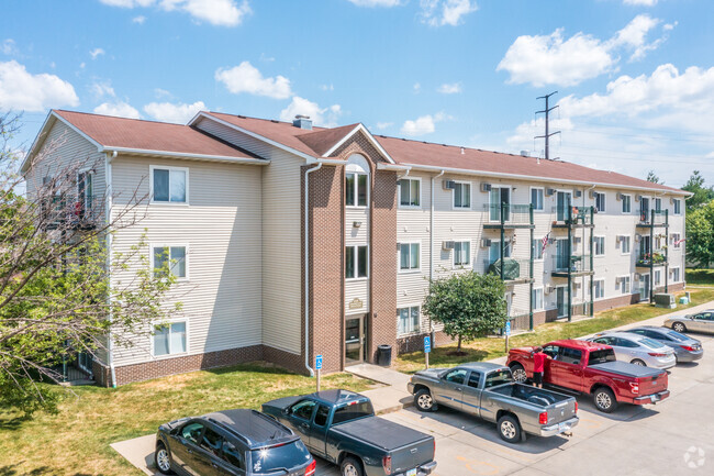 Canterbury Park - Canterbury Park Apartments