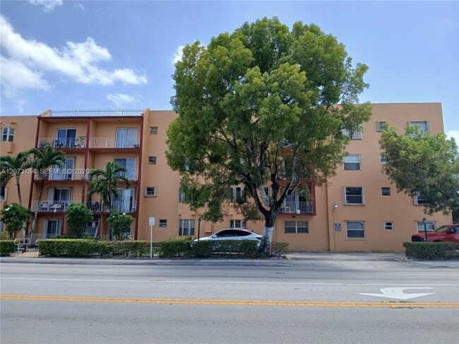 Photo - 6200 W Flagler St Unit 208