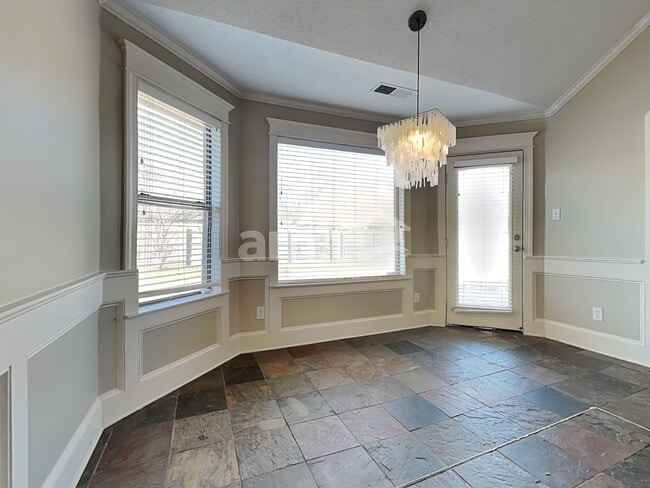 Photo - 1449 Albon Dr