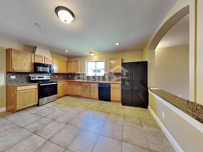 Photo - 2928 Frontier Ln