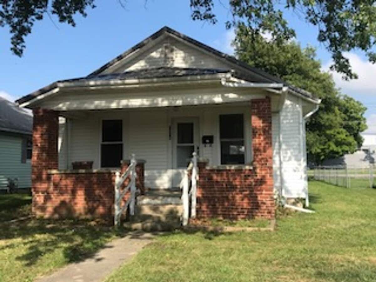 2 Bedroom, 1 Bath - 2 Bedroom, 1 Bath