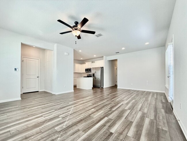 Photo - Impeccable 3 Bedroom in Trace