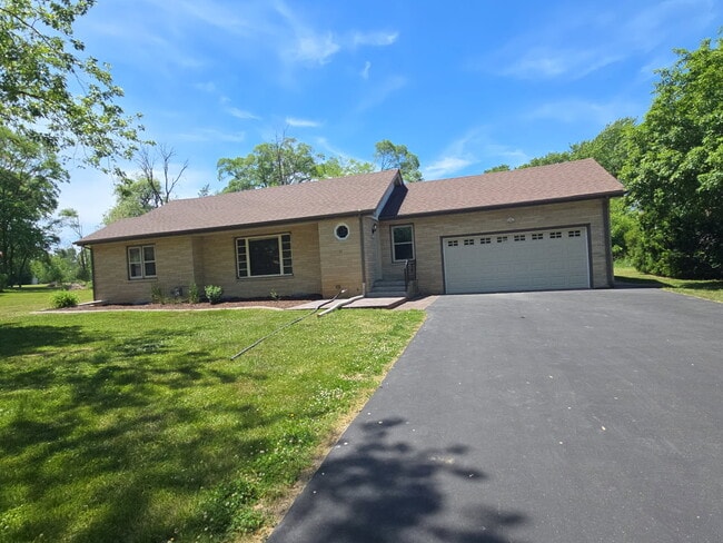 Photo - 2315 S Lombardy Ln