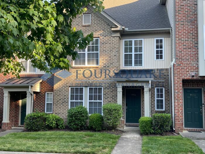End-unit Townhome | One Car Garage | Brier... - End-unit Townhome | One Car Garage | Brier...