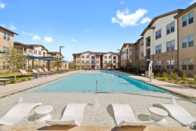Building Photo - Los Arcos at Vida Rental