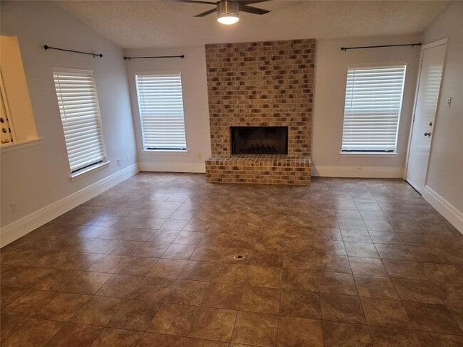 Photo - 8111 Baywood Dr Unit A