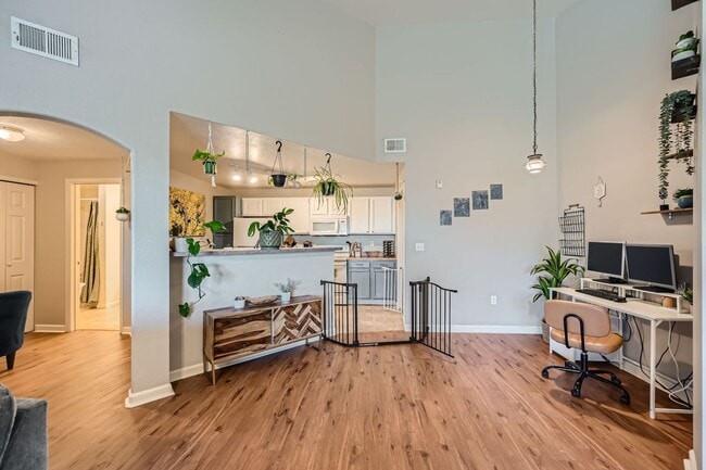Photo - 1 bed 1 bath w/ near DIA! $500 MOVE IN SPECIAL Unit 305