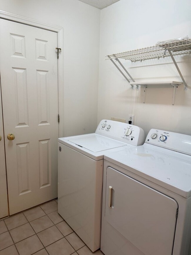 Photo - Great Condo in Gated Community! Resort Style Amenities, Walk to beach, Awesome Myrtle Beach Locat...