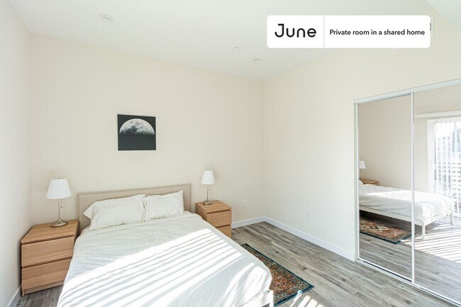 Photo - Room in Shared 5 bed/5 bath home Unit E