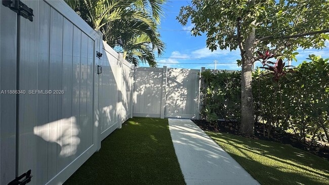 Photo - 1109 NE 6th Ave Unidad 2