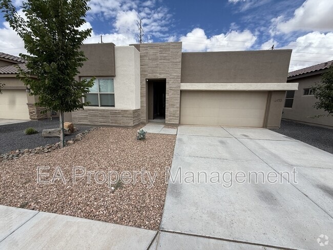 Building Photo - 6913 Cleary Loop NE Rental