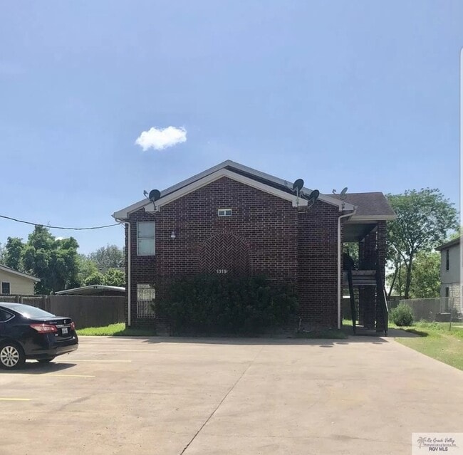 Photo - 1319 Nesmith St Unit C