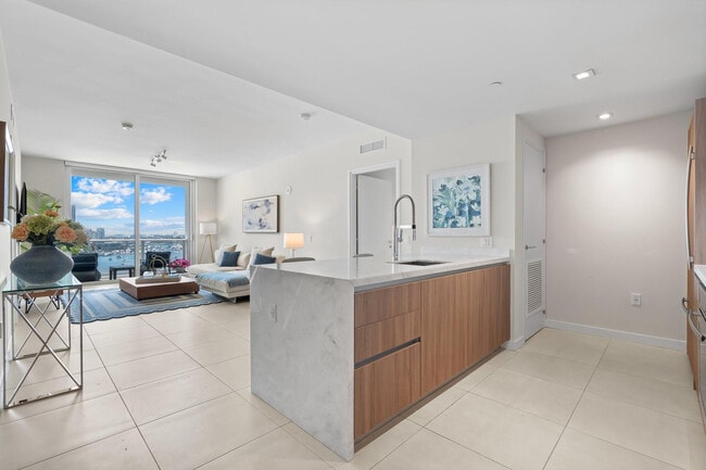 Photo - 401 N Birch Rd Unit 1102