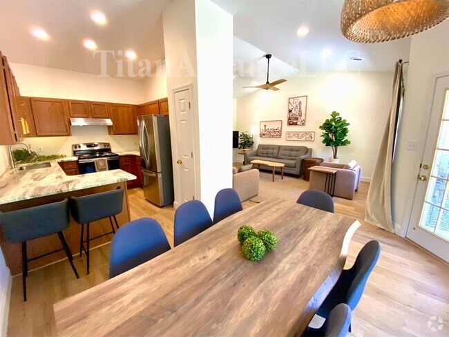 Building Photo - 1752 Cape Brittany Way Rental