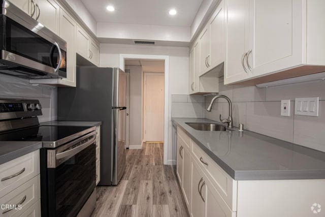 Building Photo - 355 S Madison Ave Unit 314 Rental