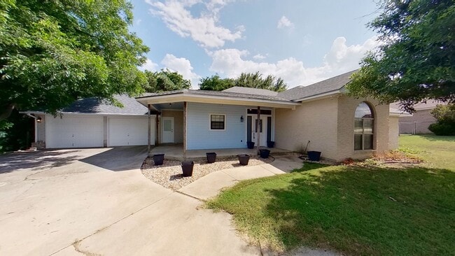 Photo - Gorgeous house in Harker Heights by the Stillhouse Hollow Lake