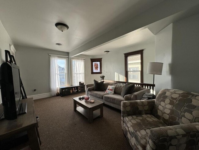 Photo - 1106 1/2 hammond ave